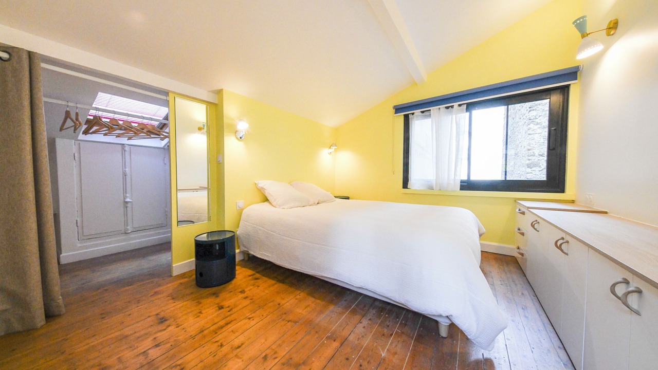 Photo of Bedroom in Montmartre