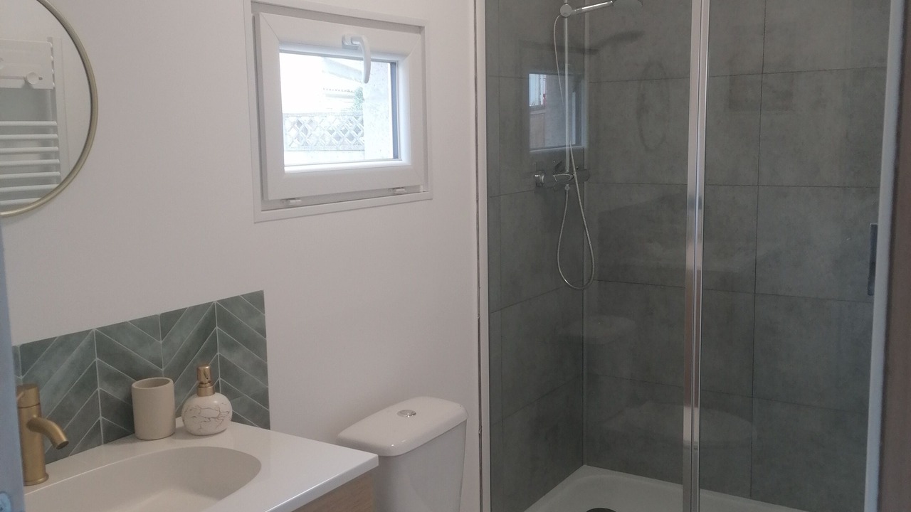 Photo of Bathroom in Bleriot-Plage