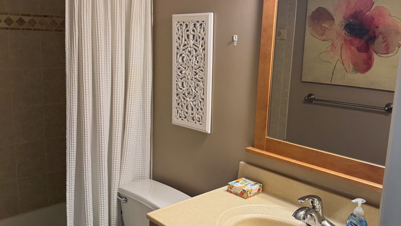 Photo of Bathroom in West Plaza