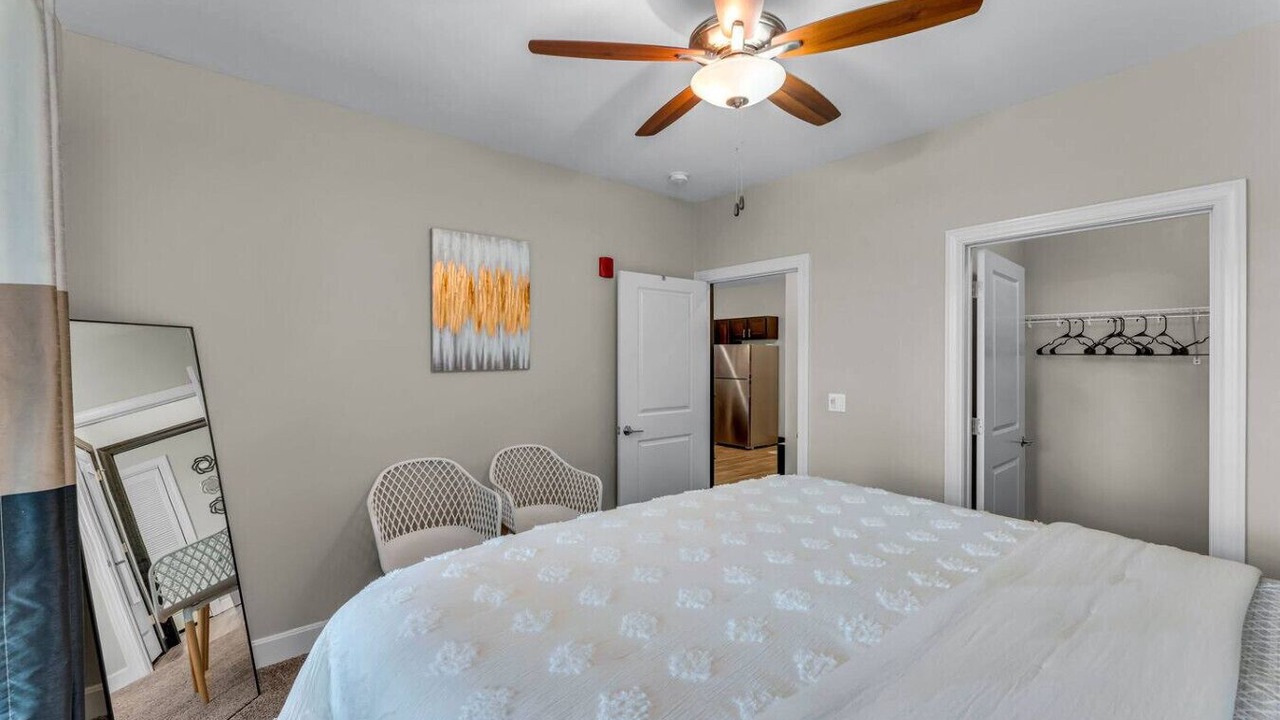 Photo of Bedroom in Lawrence