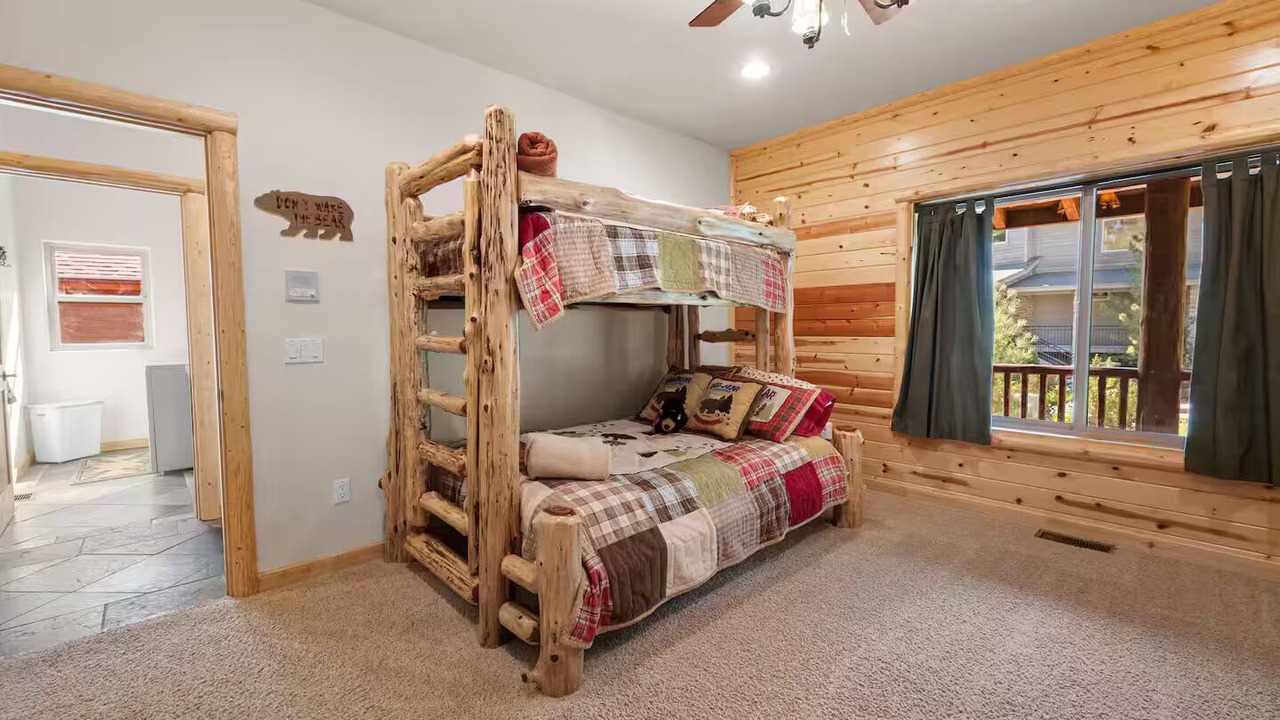 Photo of Bedroom in Eagle Mountain Estates