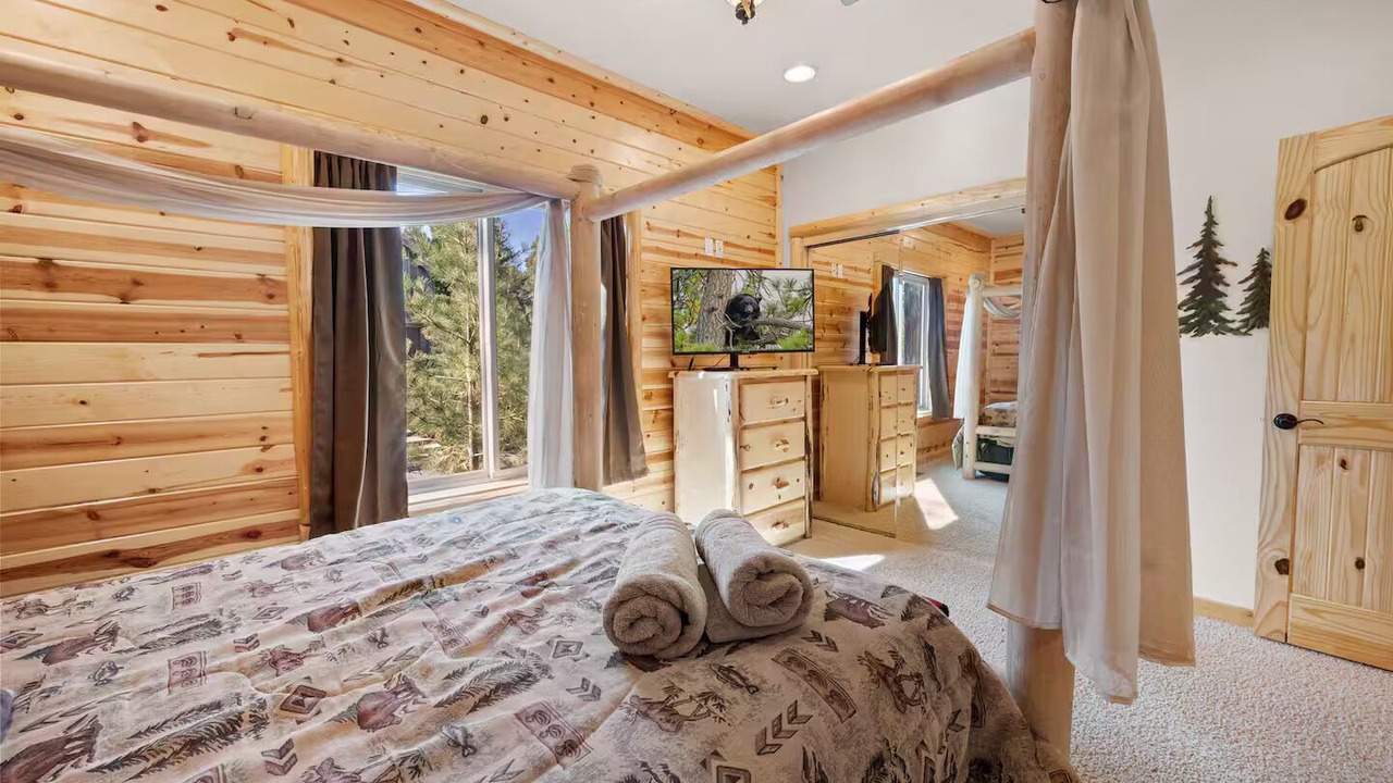 Photo of Bedroom in Eagle Mountain Estates