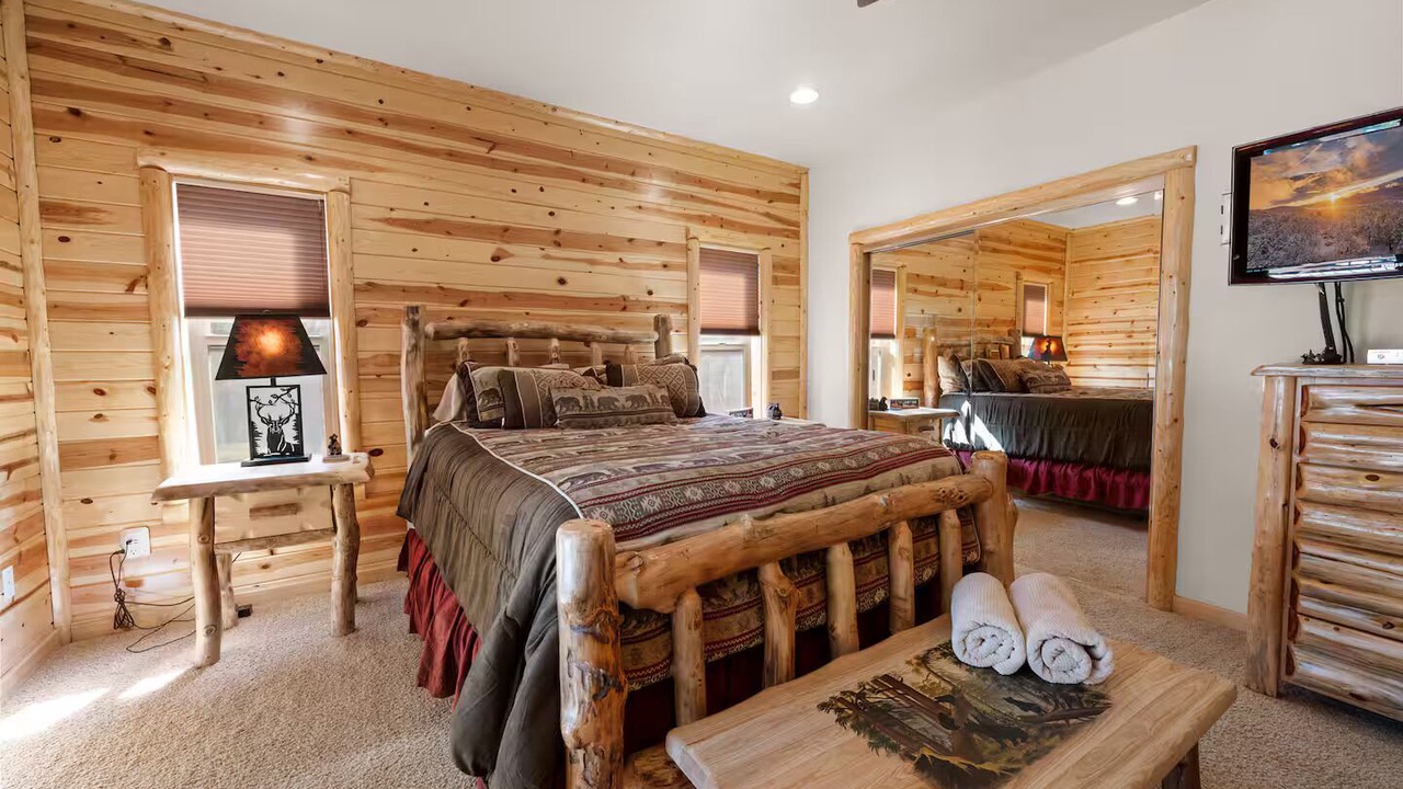 Photo of Bedroom in Eagle Mountain Estates