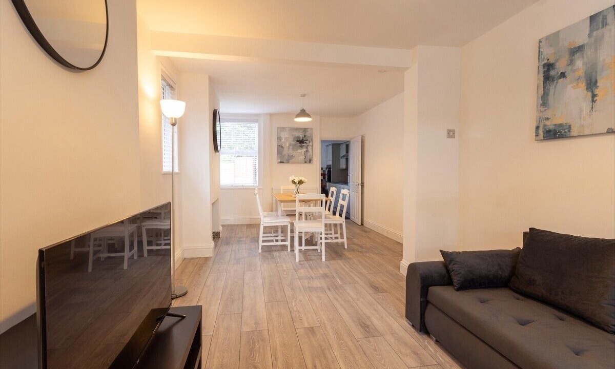 Photo of Livingroom in Bedford