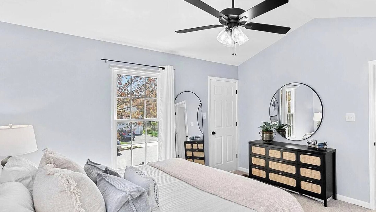 Photo of Bedroom in Brambleton