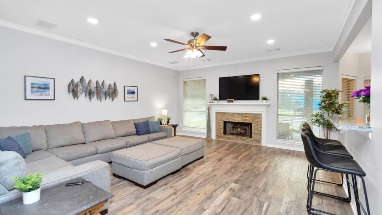 Photo of Livingroom in Barker