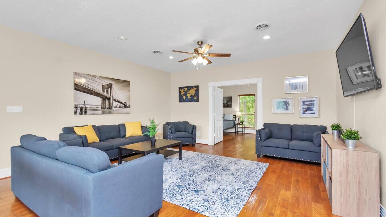 Photo of Livingroom in Lake Houston