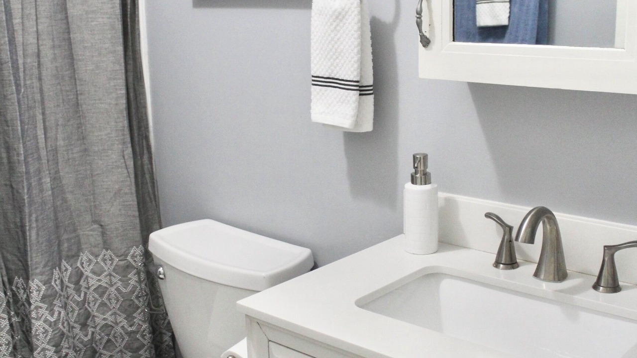 Photo of Bathroom in St. Robert