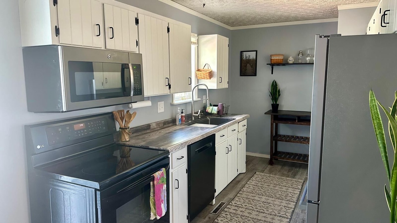 Photo of Kitchen in St. Robert