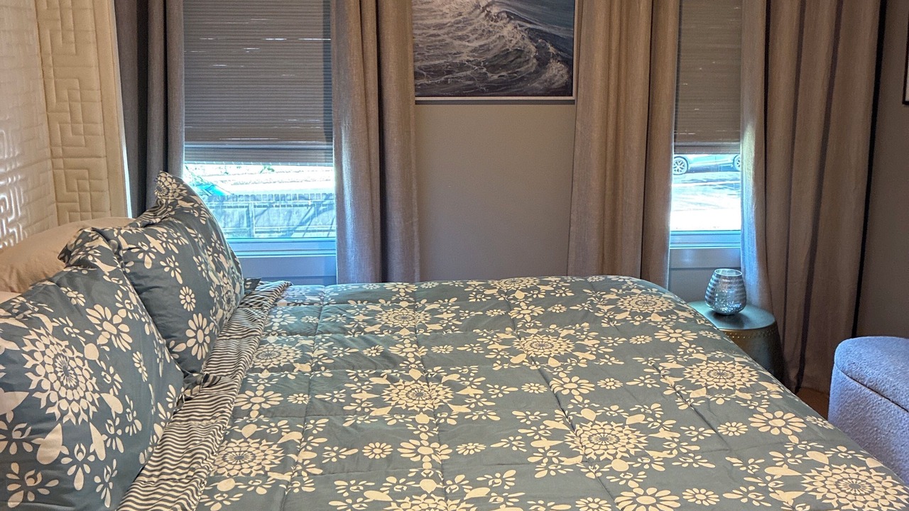 Photo of Bedroom in Hillsboro West End