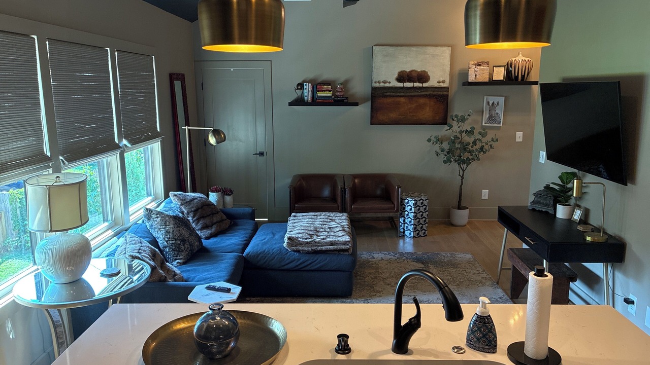 Photo of Bedroom in Hillsboro West End