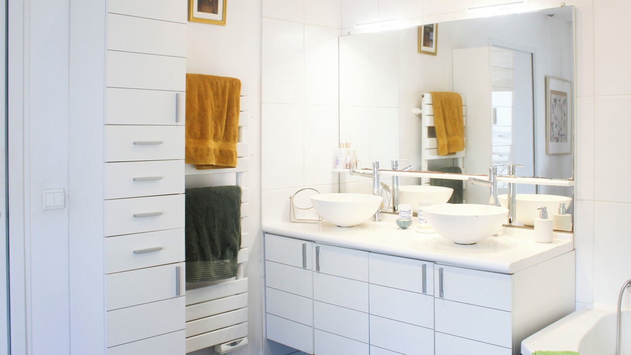 Photo of Bathroom in Saint-Lambert