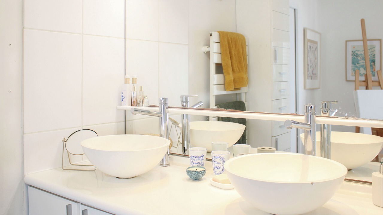 Photo of Bathroom in Saint-Lambert