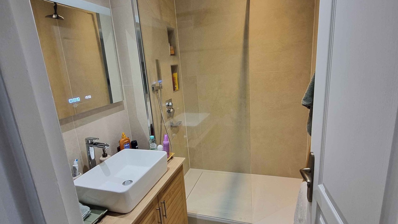 Photo of Bathroom in Silly-Gallieni