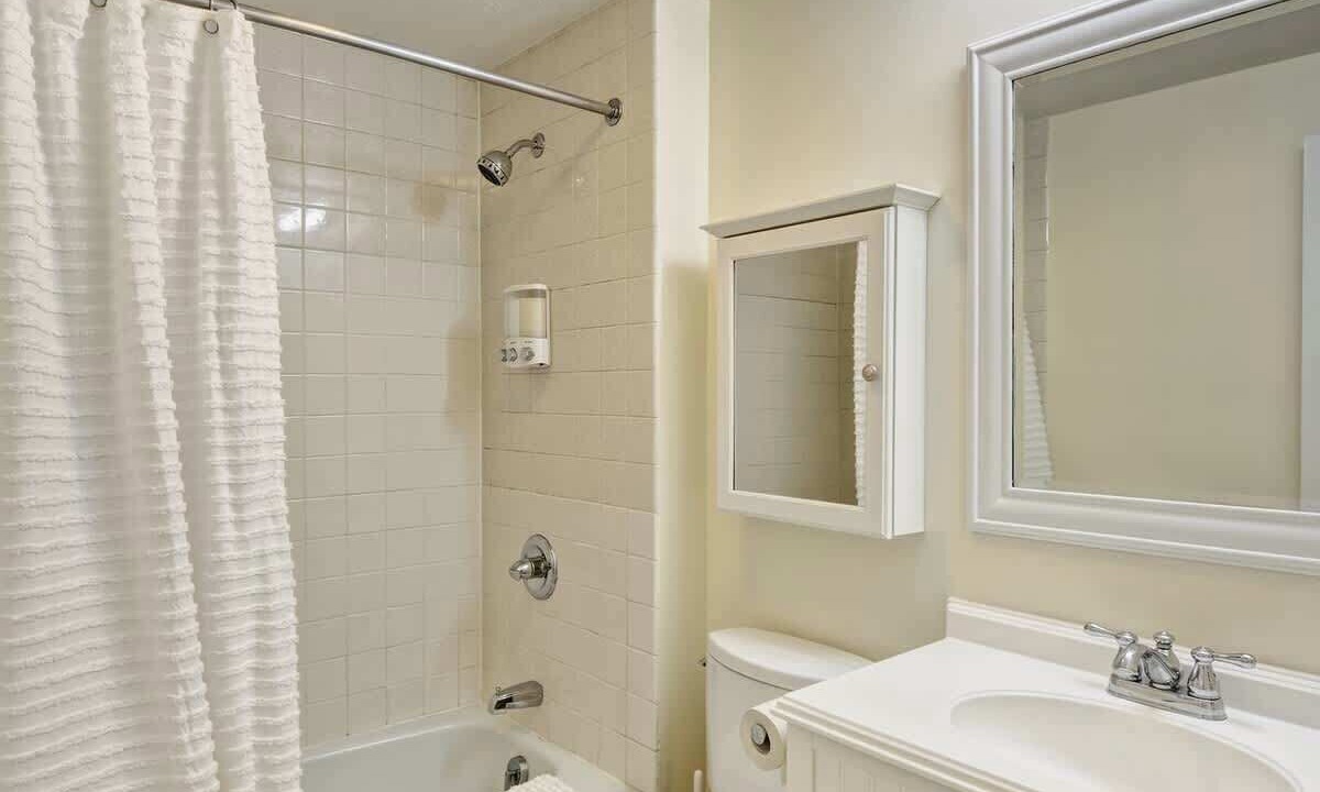 Photo of Bathroom in Lakeville