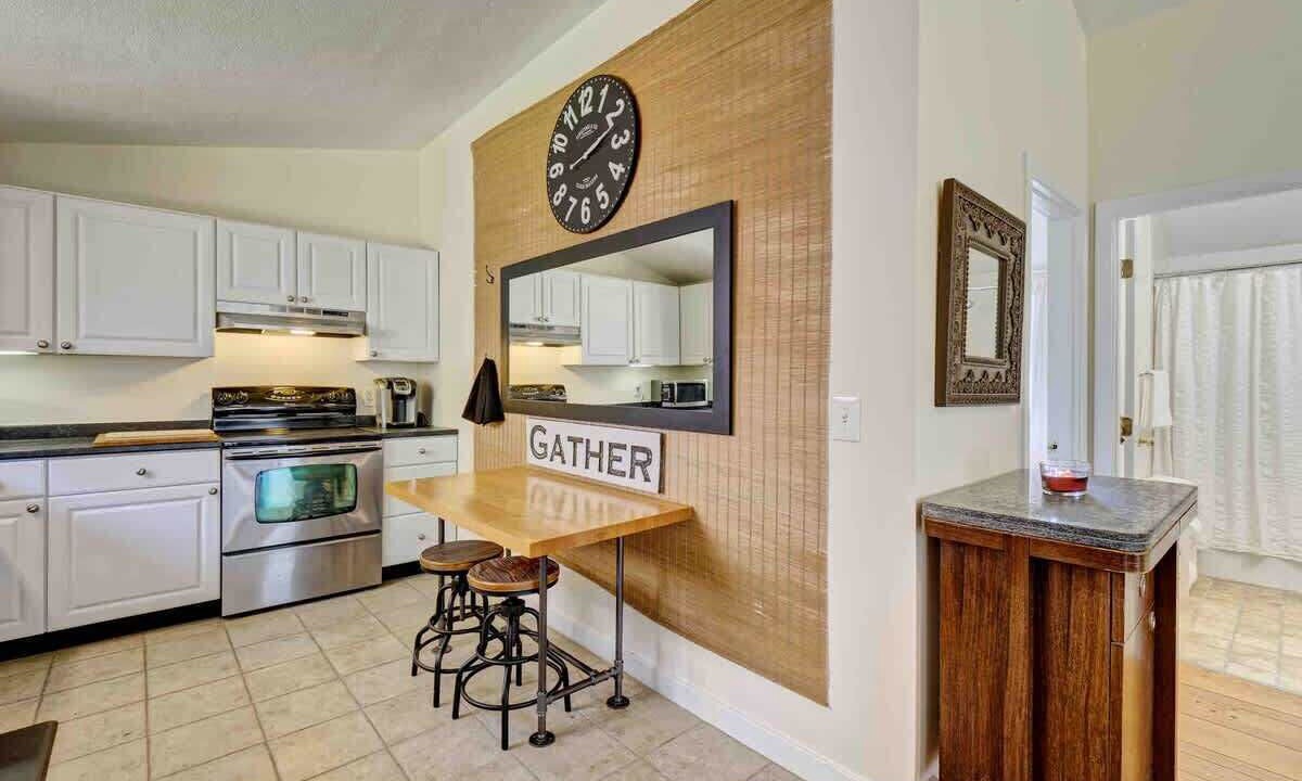 Photo of Kitchen in Lakeville