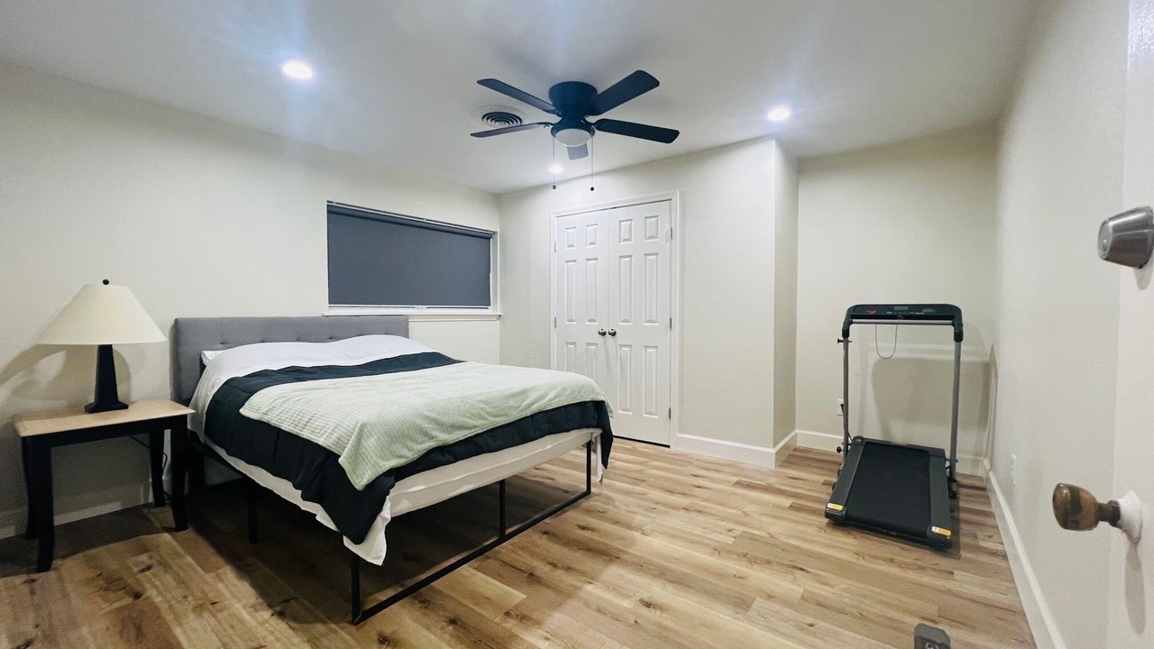 Photo of Bedroom in South Central Houston
