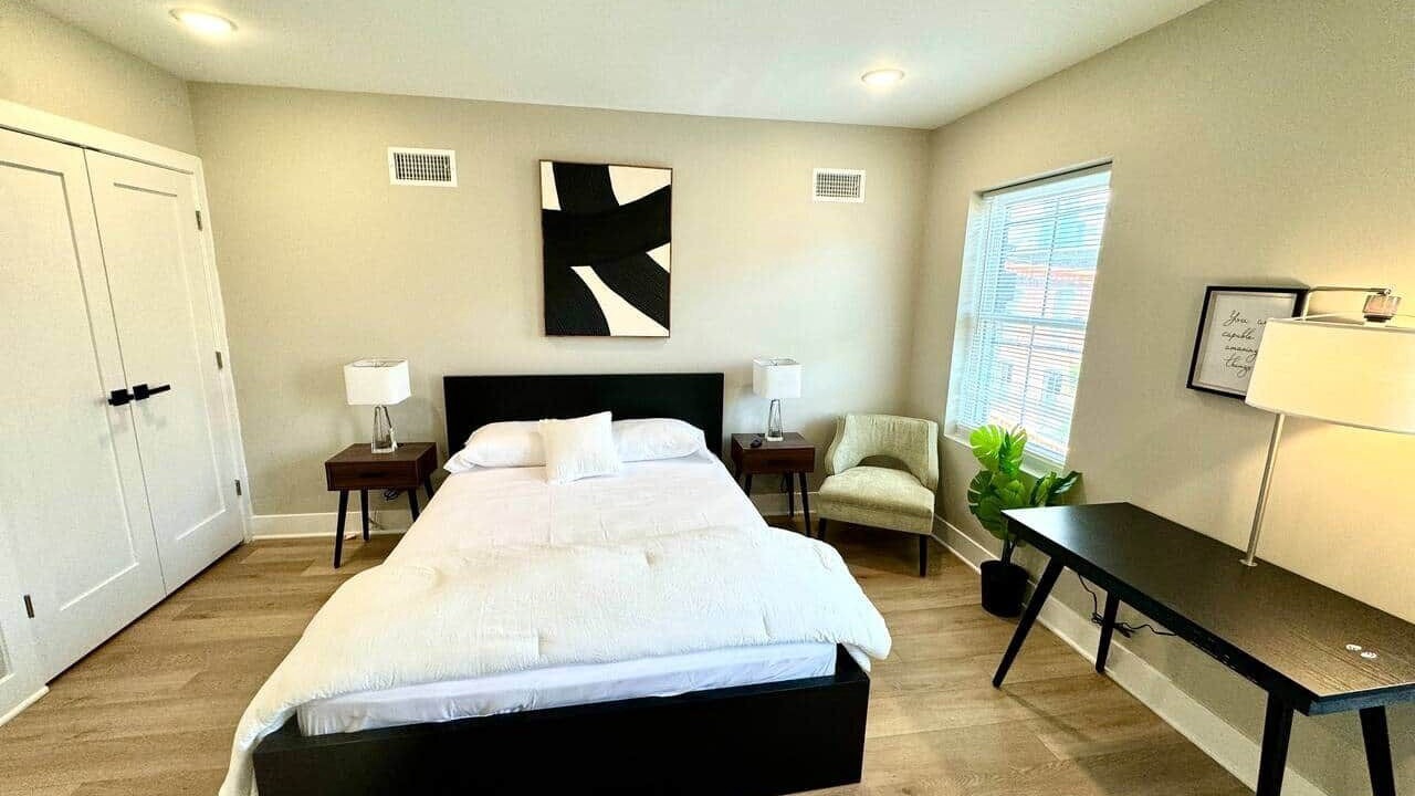 Photo of Bedroom in Graduate Hospital