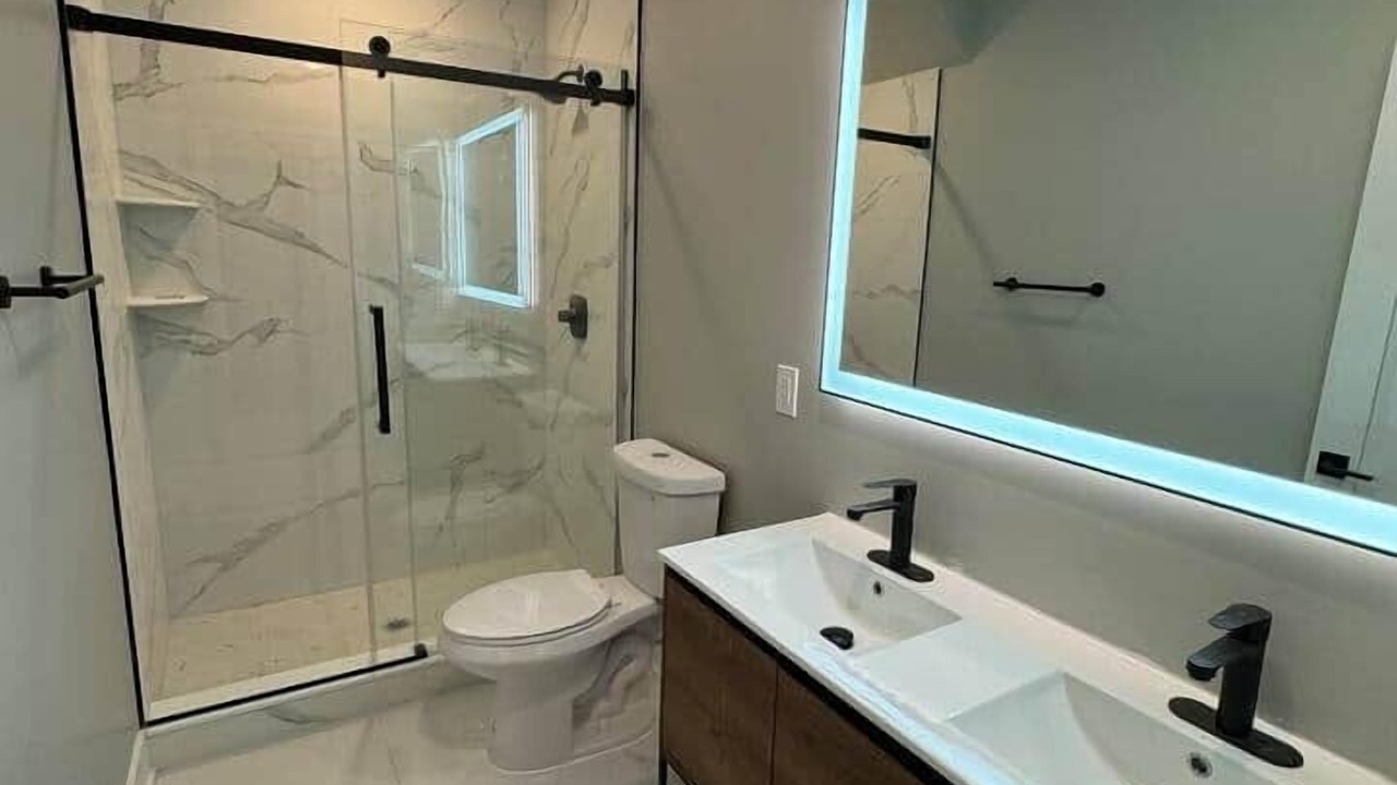 Photo of Bathroom in Graduate Hospital