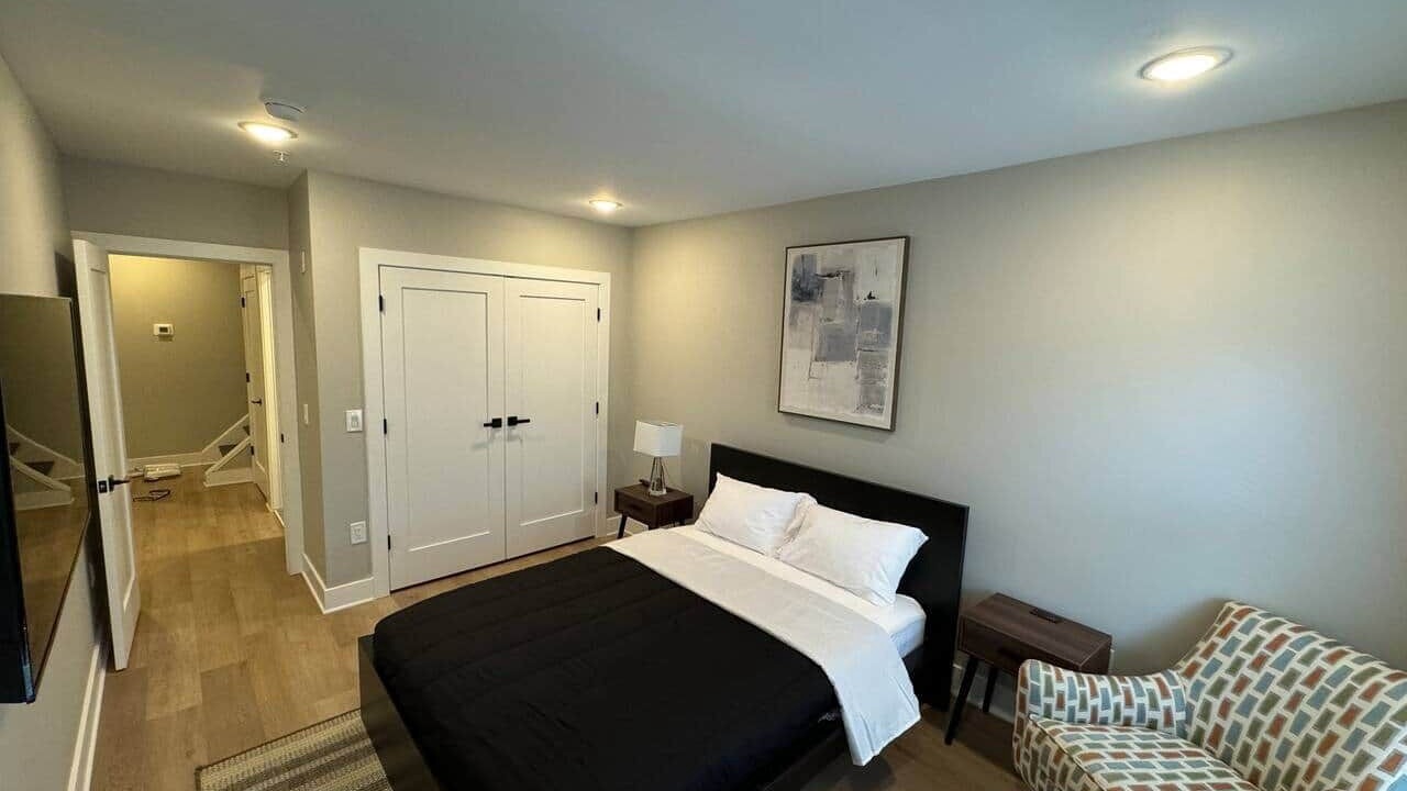 Photo of Bedroom in Graduate Hospital