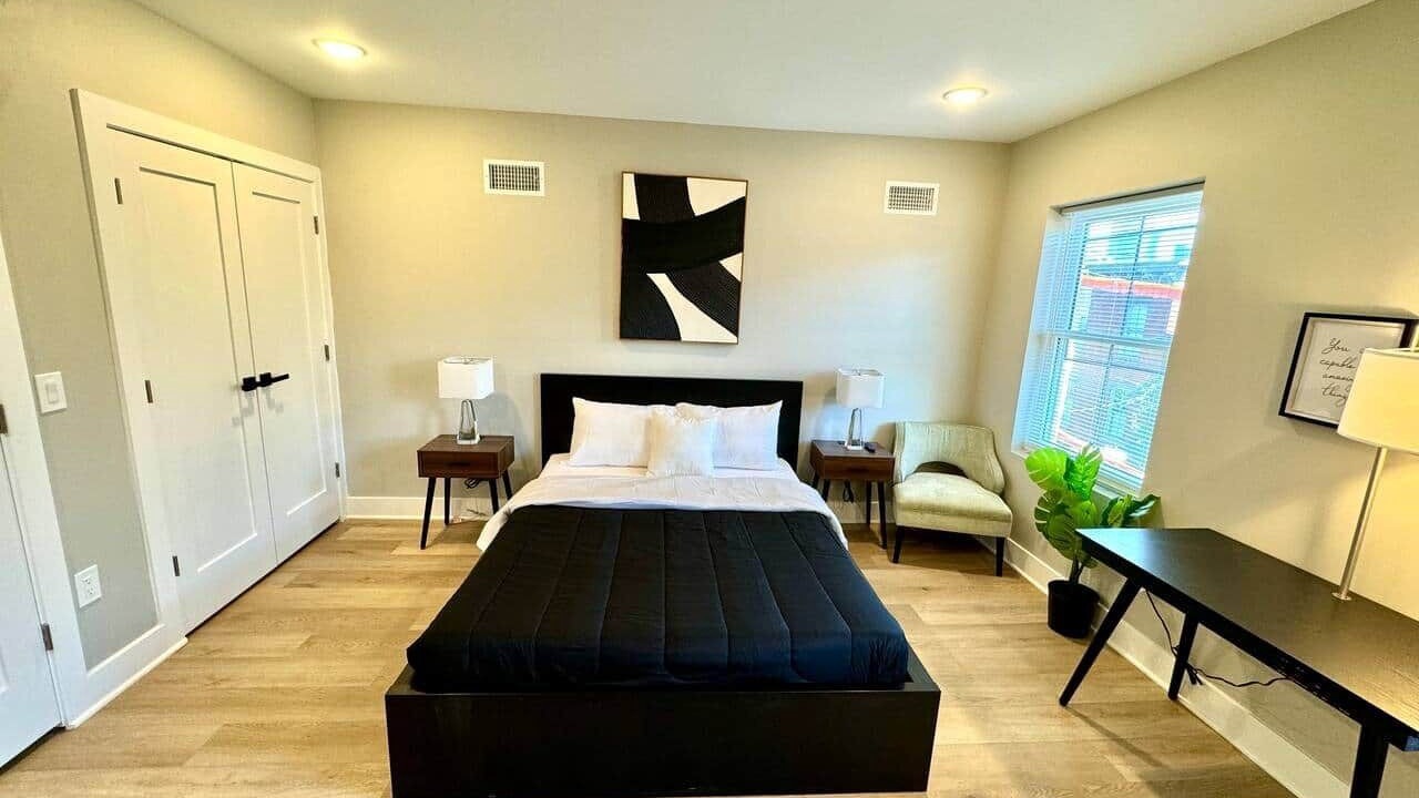 Photo of Bedroom in Graduate Hospital