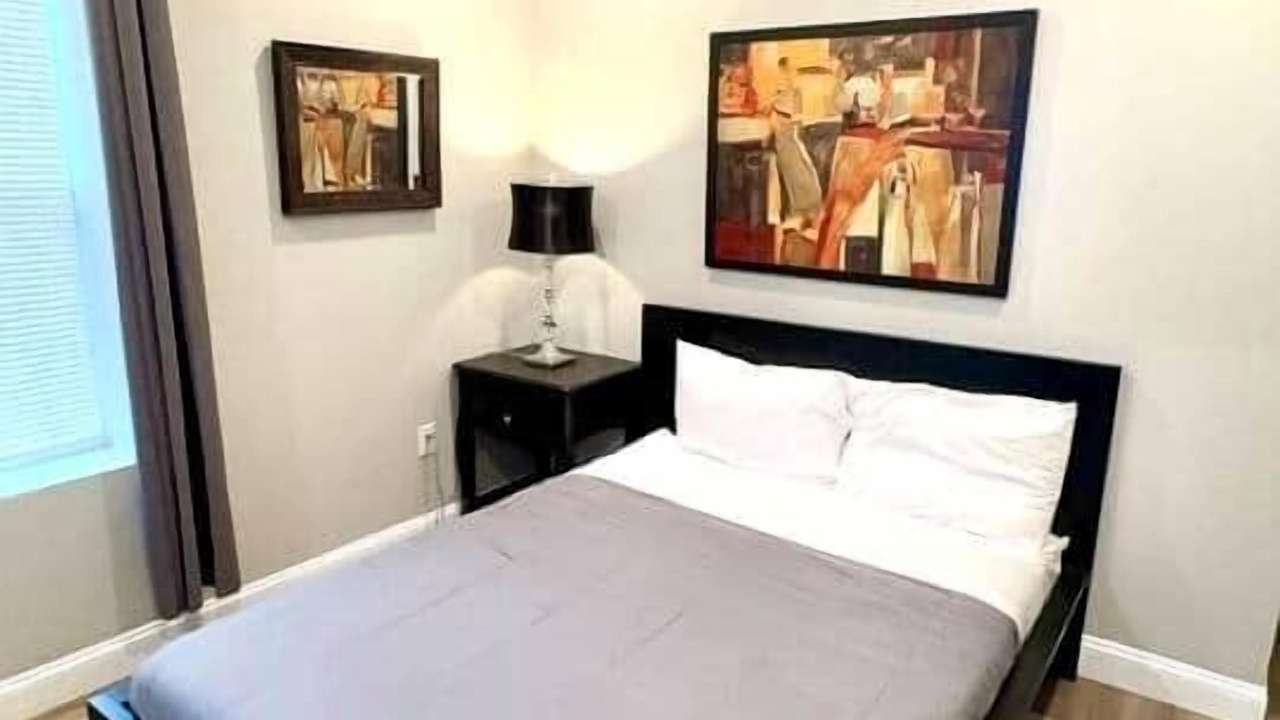Photo of Bedroom in Fairmount