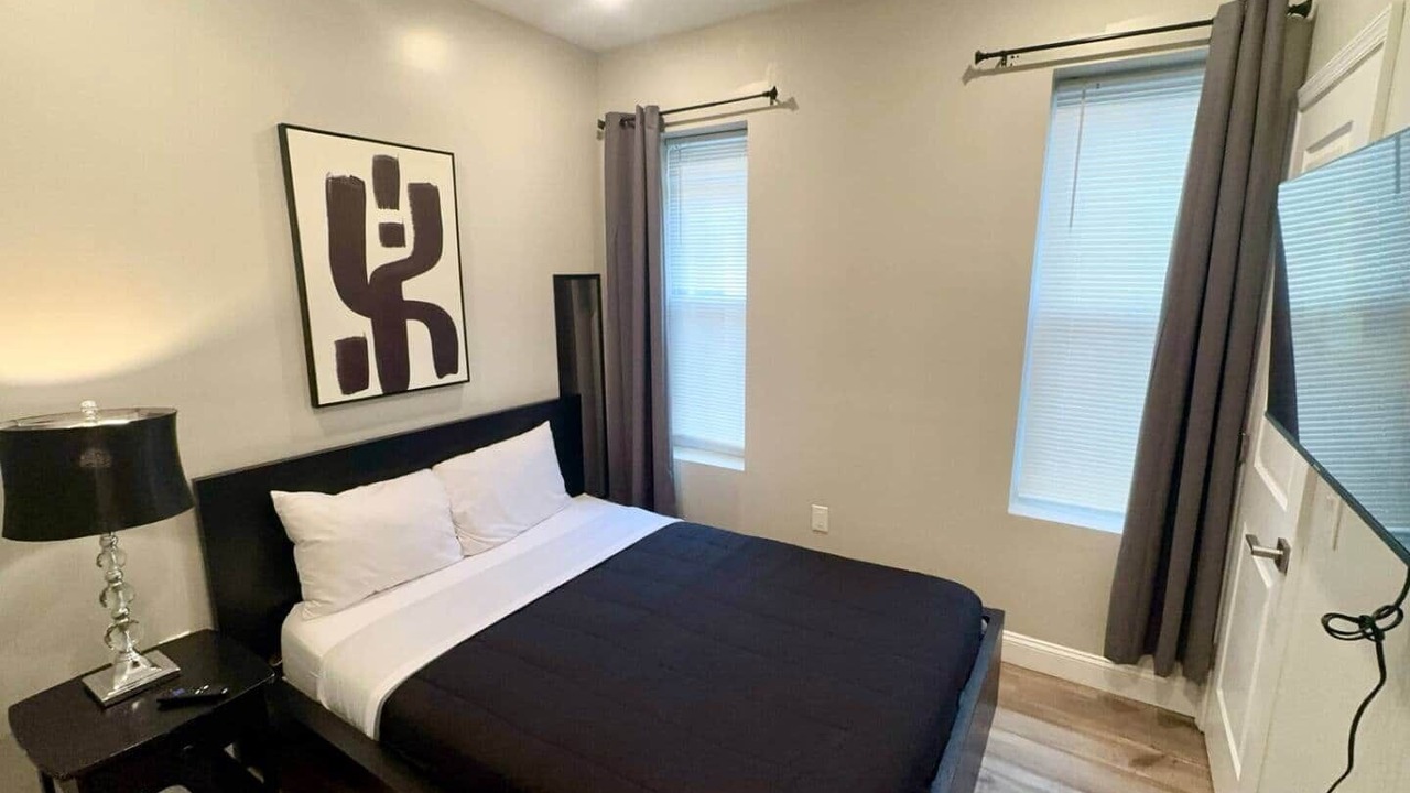 Photo of Bedroom in Fairmount