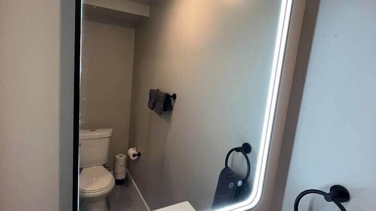 Photo of Bathroom in Point Breeze