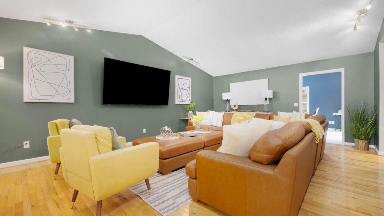 Photo of Livingroom in Kingsport