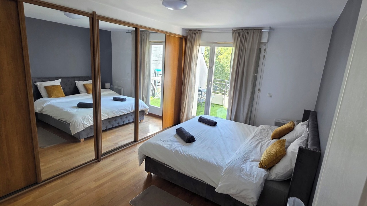 Photo of Bedroom in Villepinte