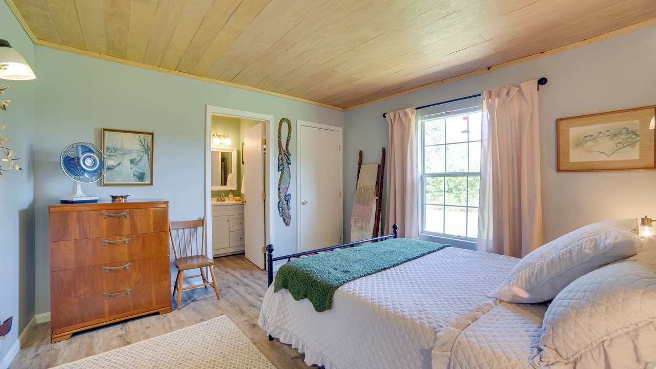 Photo of Bedroom in Winnsboro