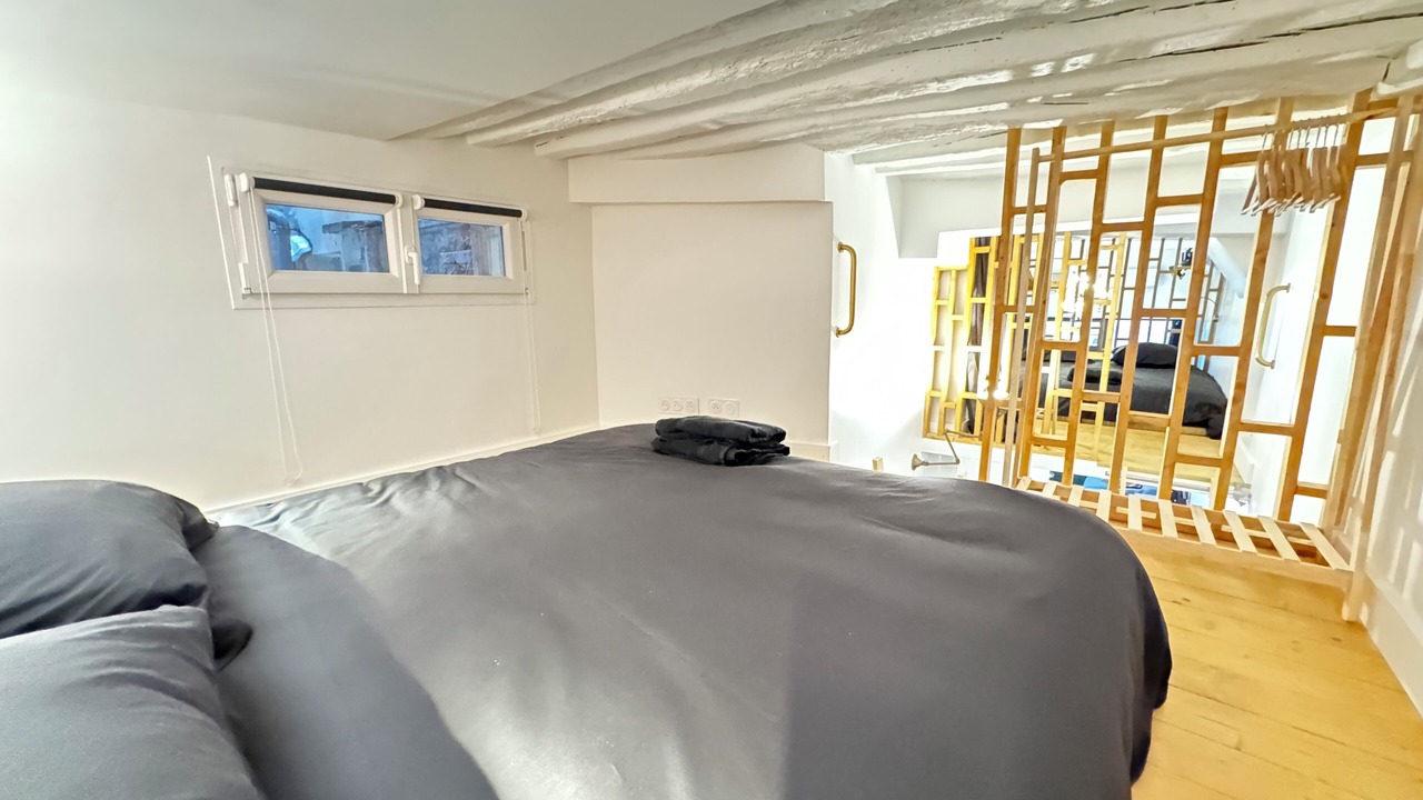 Photo of Bedroom in Arts-et-Metiers