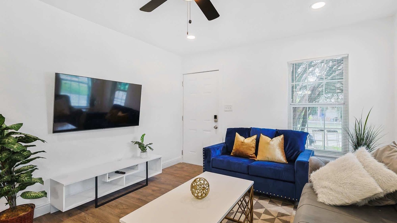 Photo of Livingroom in Dallas