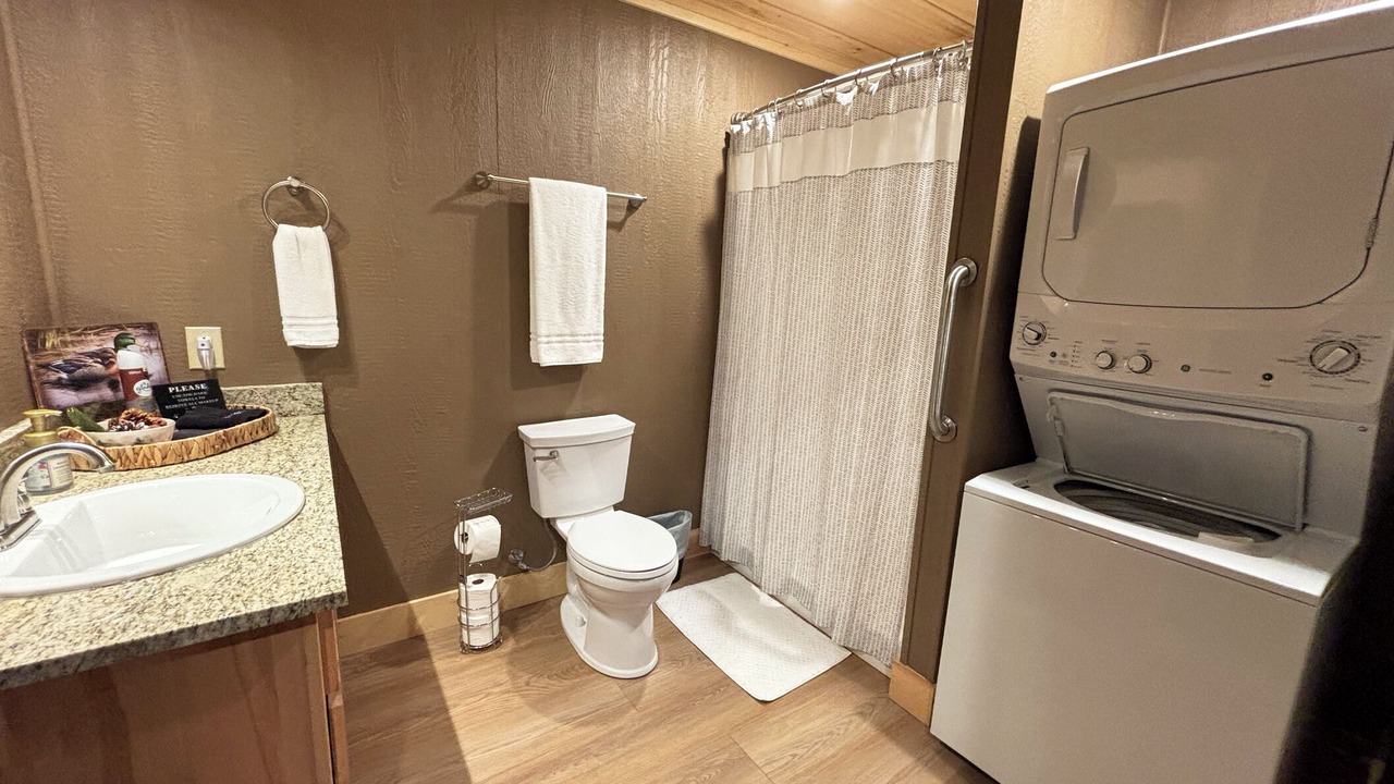 Photo of Bathroom in Vian