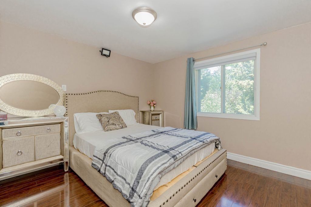Photo of Bedroom in Chatham-Kent