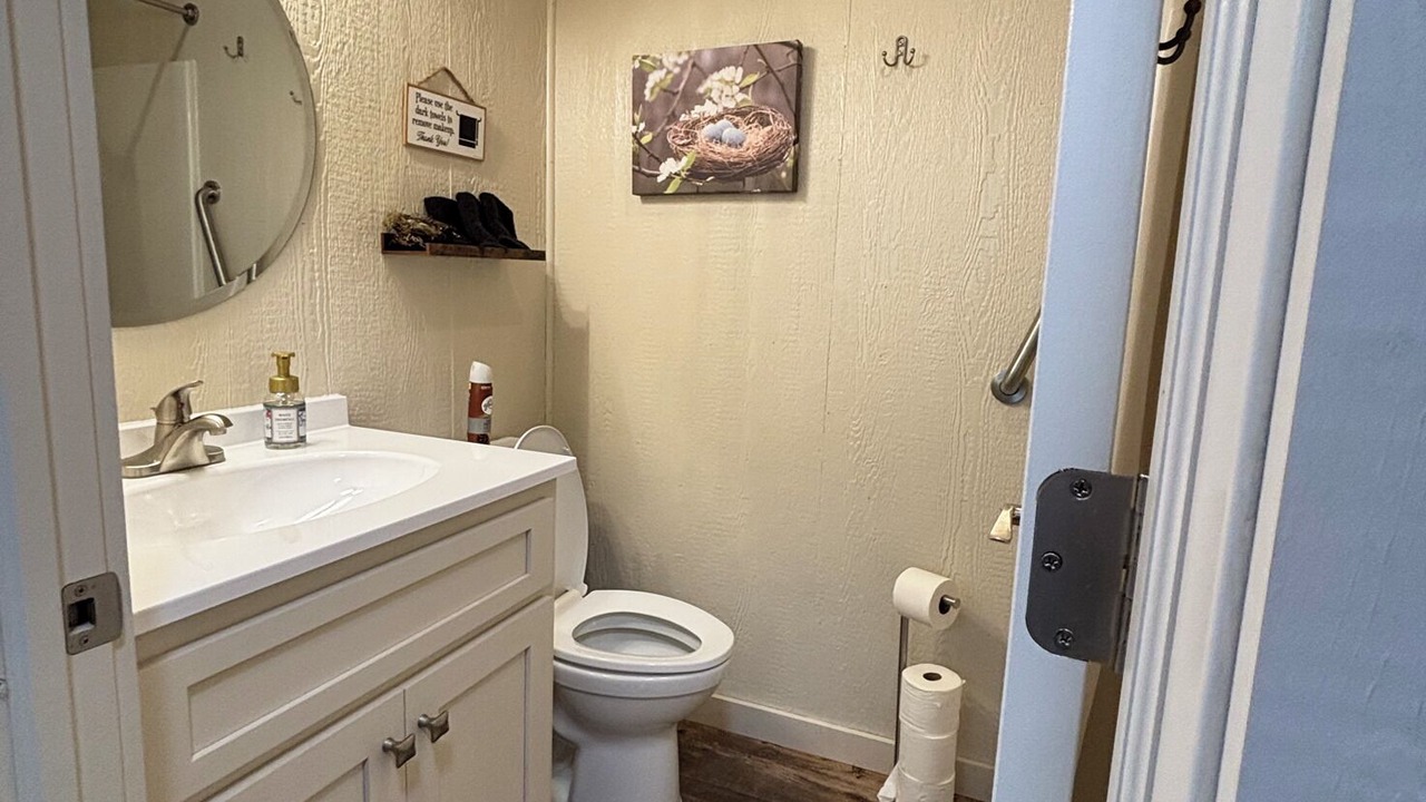 Photo of Bathroom in Vian