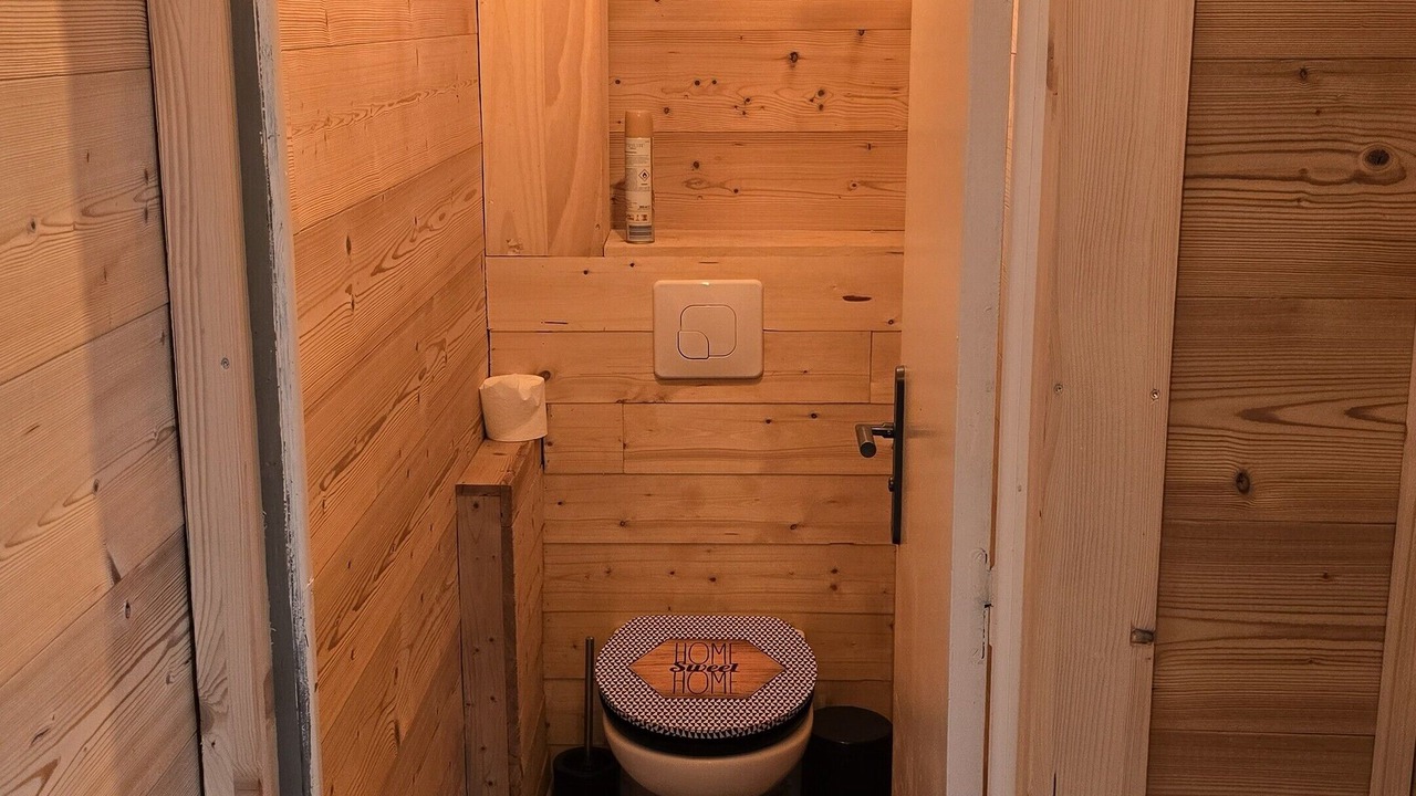 Photo of Bathroom in Egat