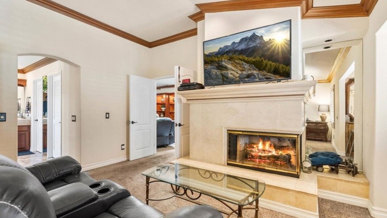 Photo of Livingroom in Brea