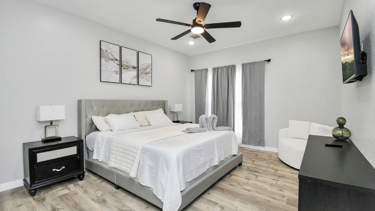 Photo of Bedroom in Northside