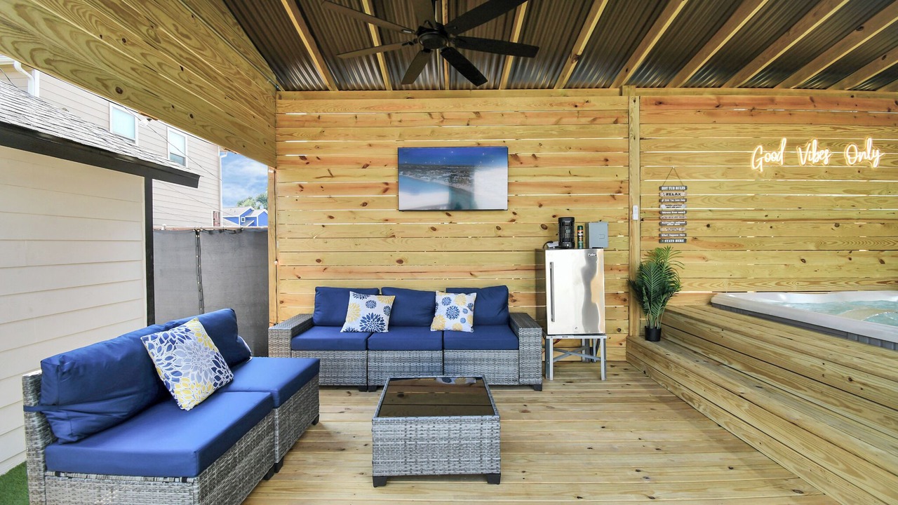 Photo of Outdoor in Northside