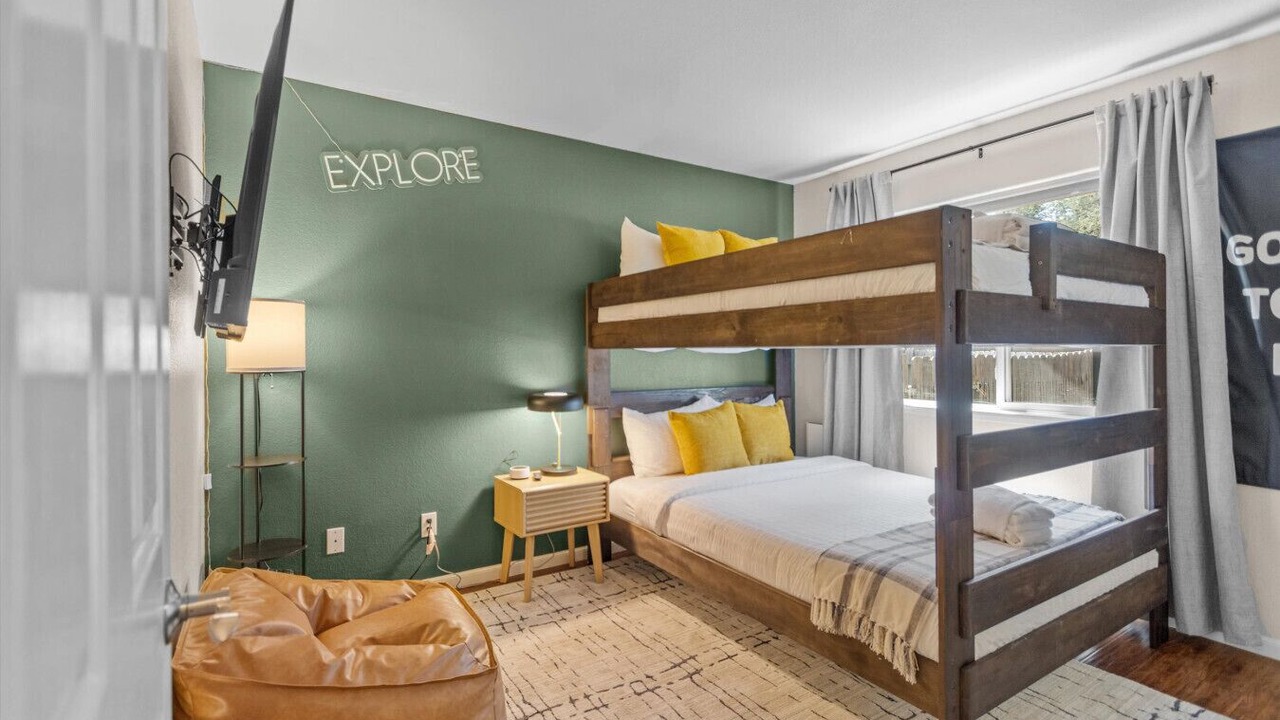 Photo of Bedroom in Christmas Valley