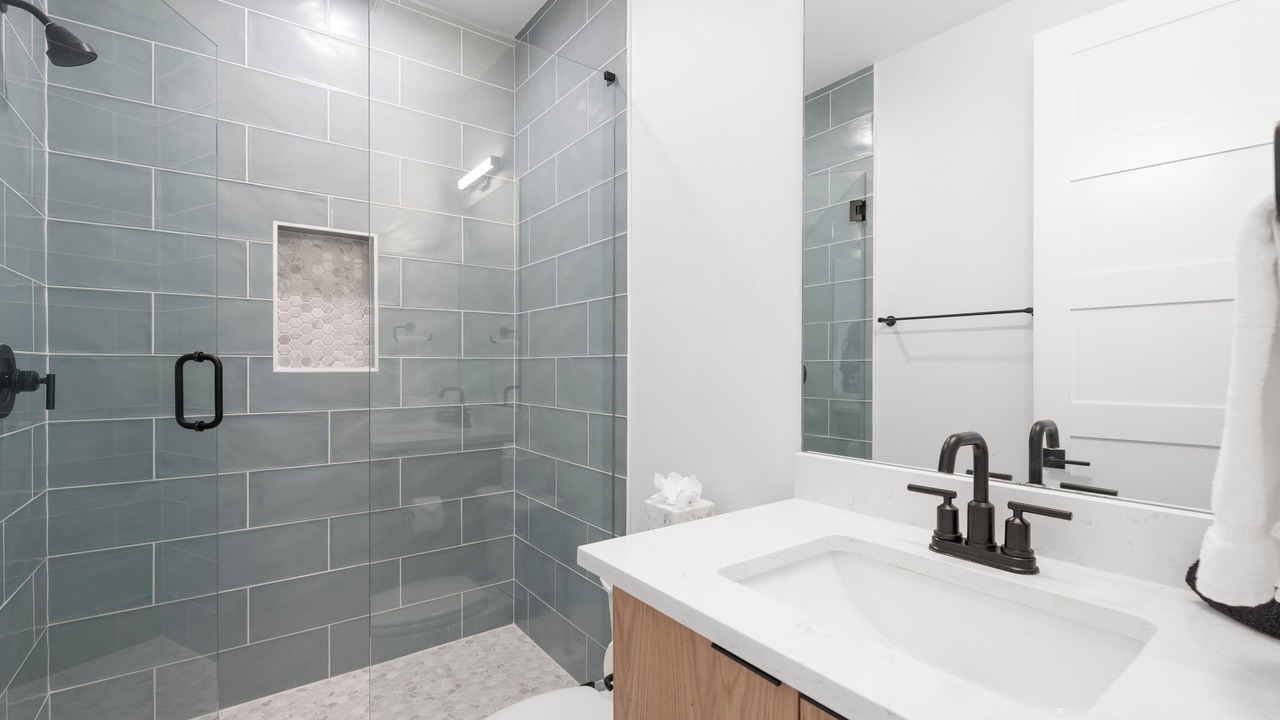 Photo of Bathroom in Apache Shores
