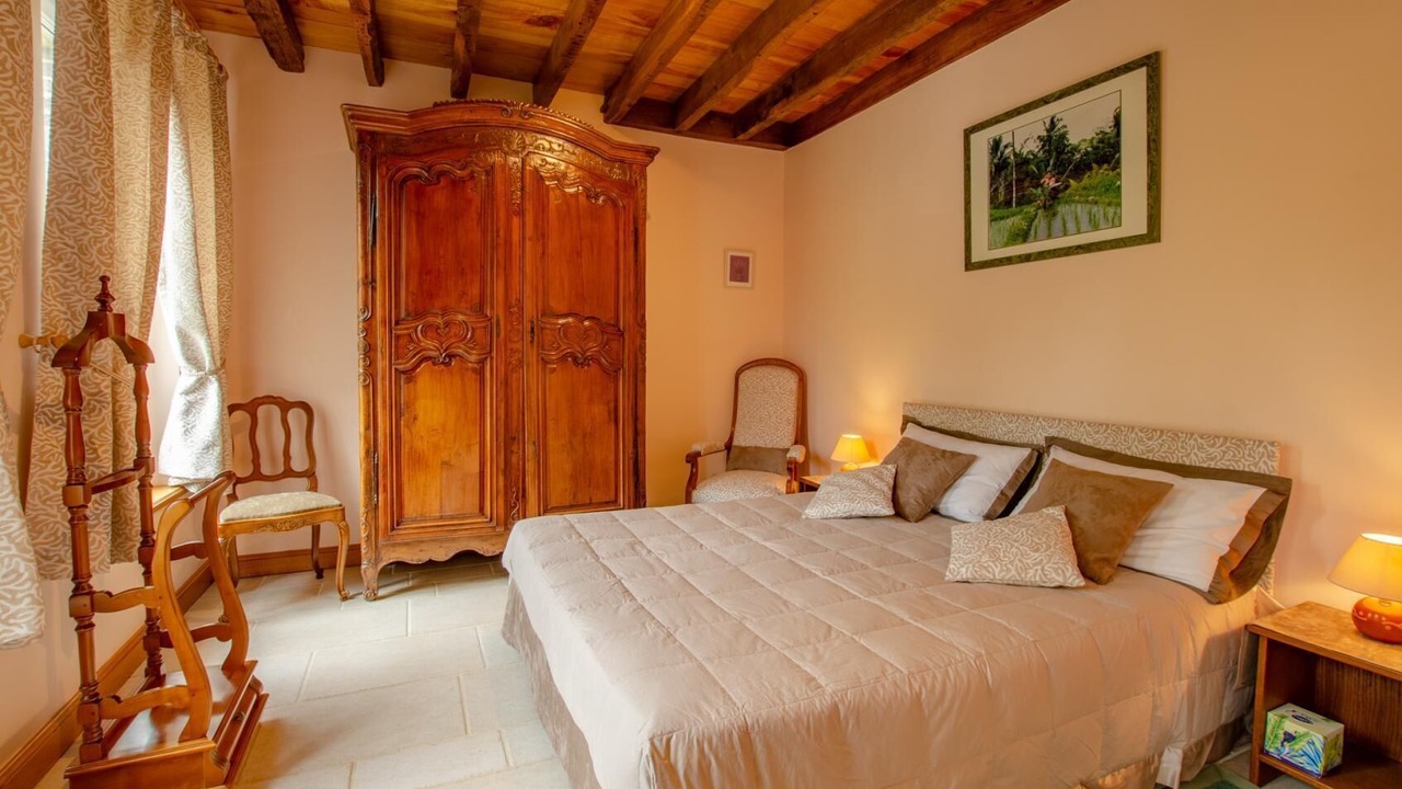 Photo of Bedroom in Chennegy