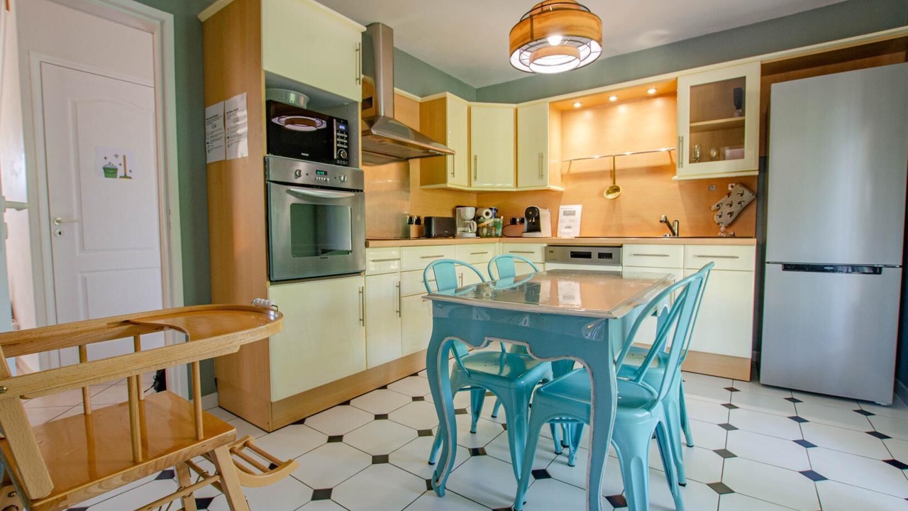 Photo of Kitchen in Saint-Julien-les-Villas