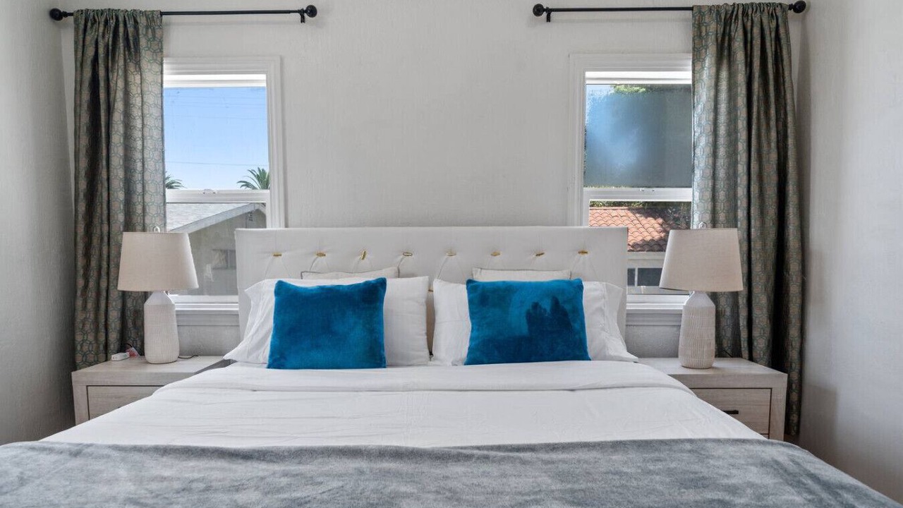 Photo of Bedroom in Wrigley