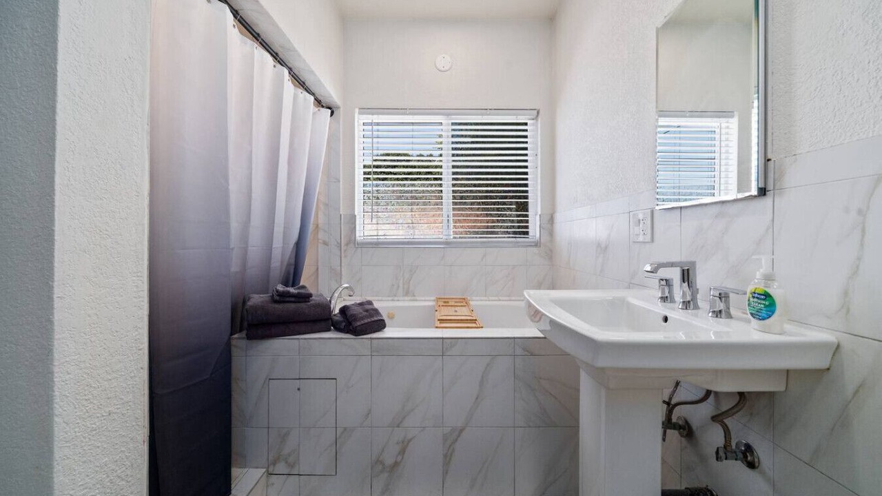 Photo of Bathroom in Wrigley
