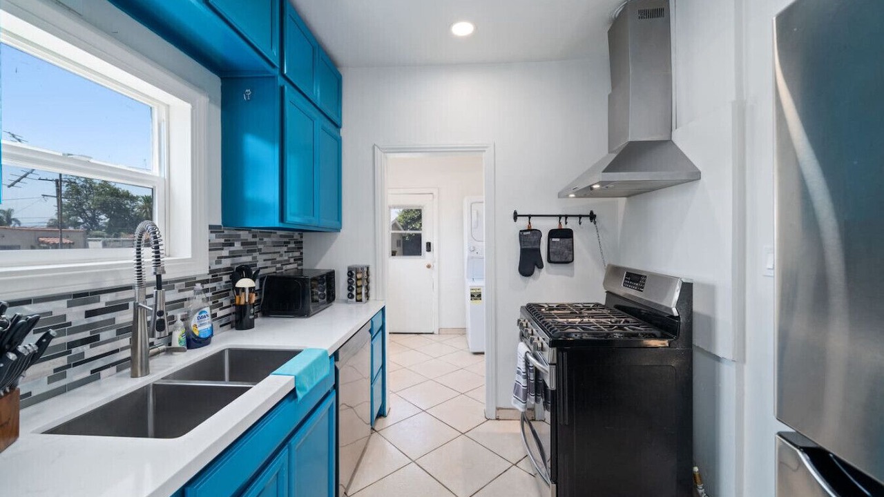 Photo of Kitchen in Wrigley
