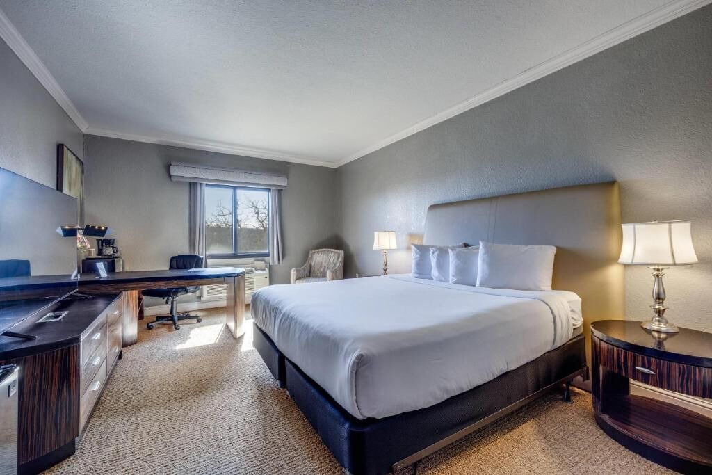 Photo of Bedroom in Pottsboro
