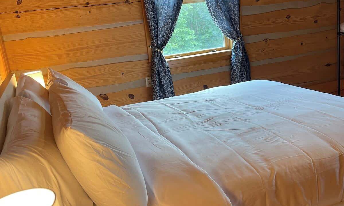 Photo of Bedroom in Rising Fawn
