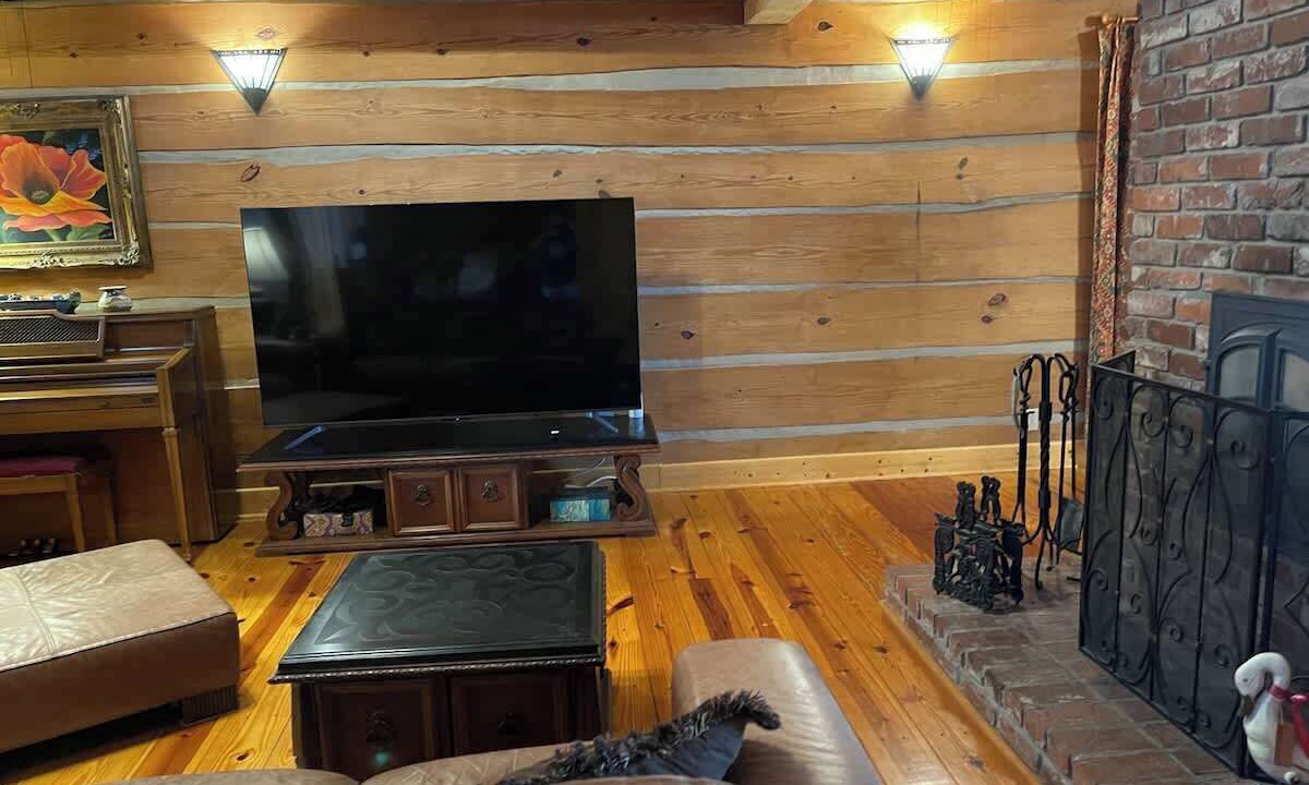 Photo of Livingroom in Rising Fawn